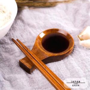 Coupelle à sauce et support baguettes en bois